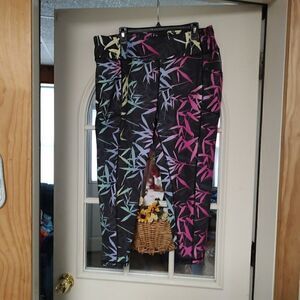 New Pro Player Black Multi-Color Designed Cropped Wicking Leggings Women's 3X